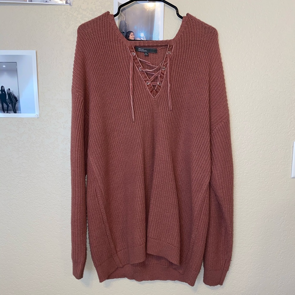 🍁Lace up front sweater🍁